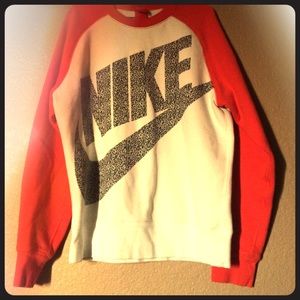 Men's Nike sweatshirt