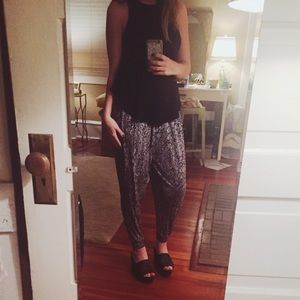PRICE DROP H&M Printed Black and White Harem Pant