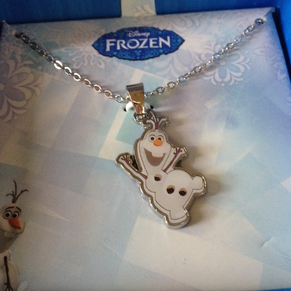 Frozen "Olaff" necklace. - Picture 1 of 2