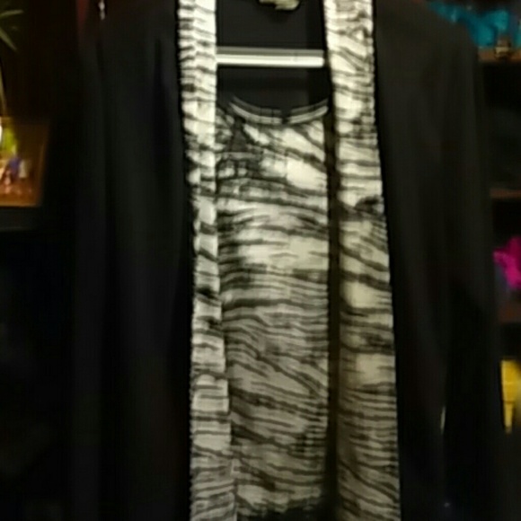 Maria Gabrielle 1 piece - Picture 2 of 2