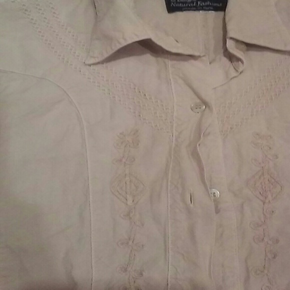 Shirt - Picture 3 of 4