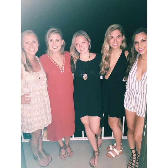 Meet your Posher, Jillian