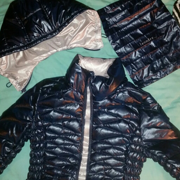 Laundry by Shelli Segal Jackets & Blazers - Lightly worn, warm, light-weight coat