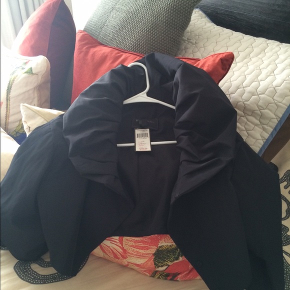 Bcbg crop jacket