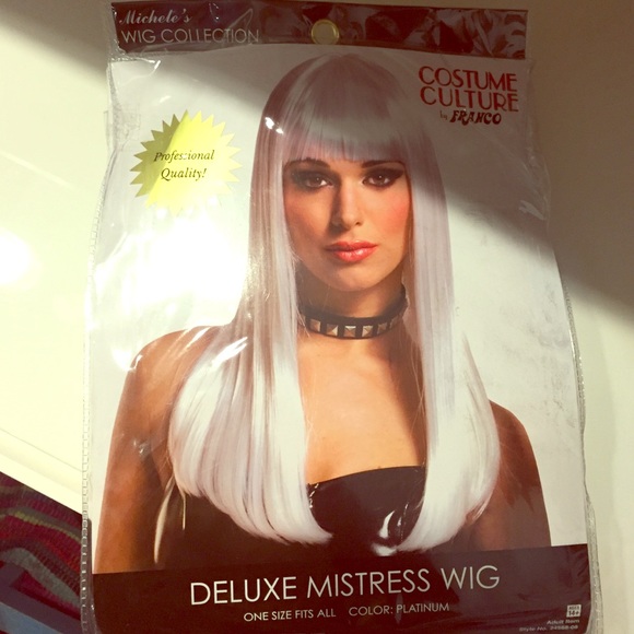 White costume Halloween synthetic wig