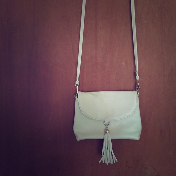 Cream Tassle Crossbody