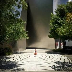 Meet your Posher, Agne