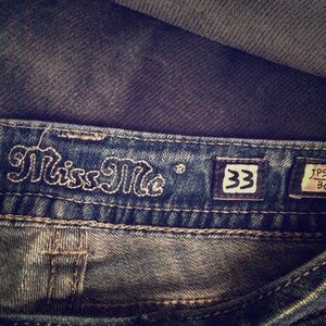size 33 boot cut miss me's **HOLDING UNTIL 11/2!!