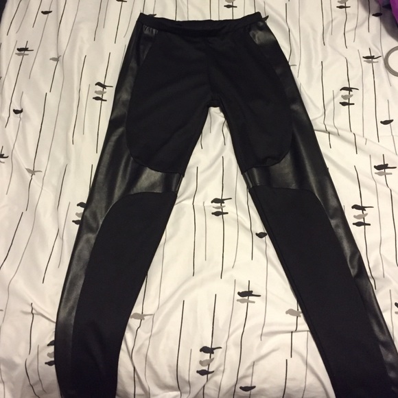 Leather leggings
