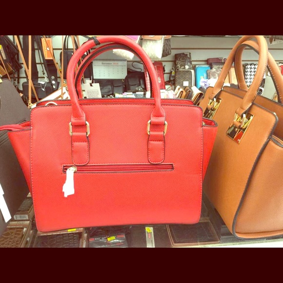 Handbag - Picture 1 of 1