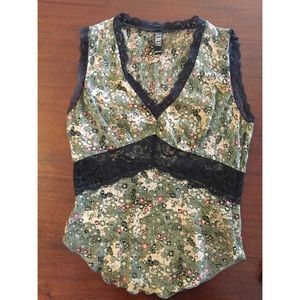 🔥3 for $15 Laundry Shelli Segal Silk Floral Top