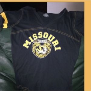 Women's size medium black MU T-shirt