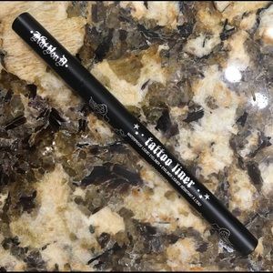 Kat Von D liquid eyeliner