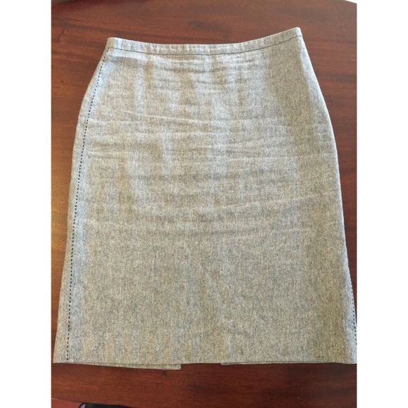 RESERVED FOR STOTRIDGE_9 Banana Republic skirt