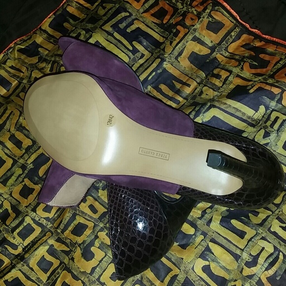 🚫 SOLD! 🚫 Leather Reptile Print Shooties - Picture 4 of 4