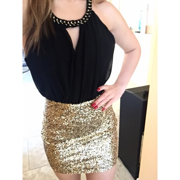 Gold and black sequined party dress!