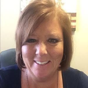 Meet your Posher, Carol