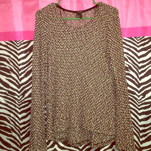 High low knitted black and white sweater