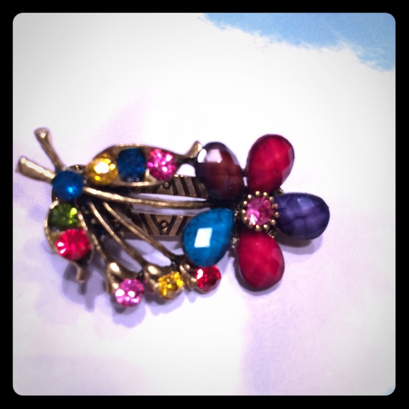 Crystal rhinestone hair clip