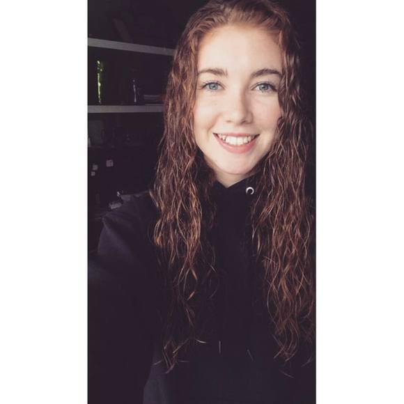Meet your Posher, Rebecca