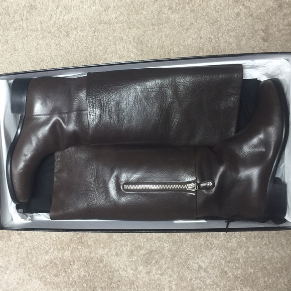 Chanel riding boots - Picture 3 of 4