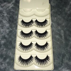 False lashes