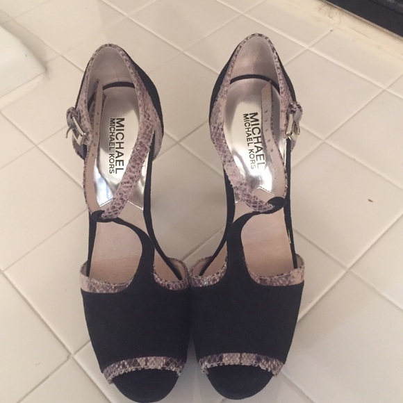 Black Michael Kors heels