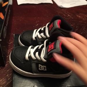 Dc shoes for toddlers