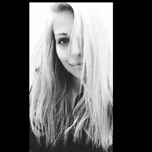 Meet your Posher, Marissa