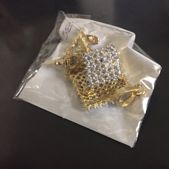 Jewelry - Picture 2 of 2