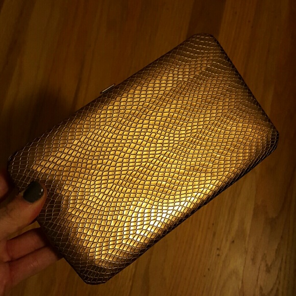 Bronze wallet