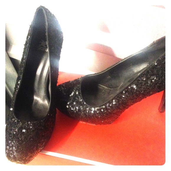 Black Shiekh heels
