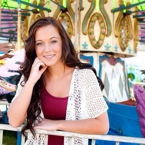 Meet your Posher, Alissa