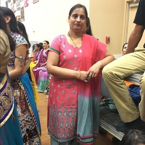 Meet your Posher, Heena