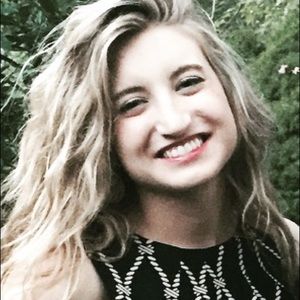 Meet your Posher, Meaghan