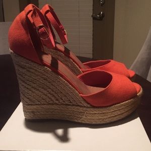 Aldo Wedges