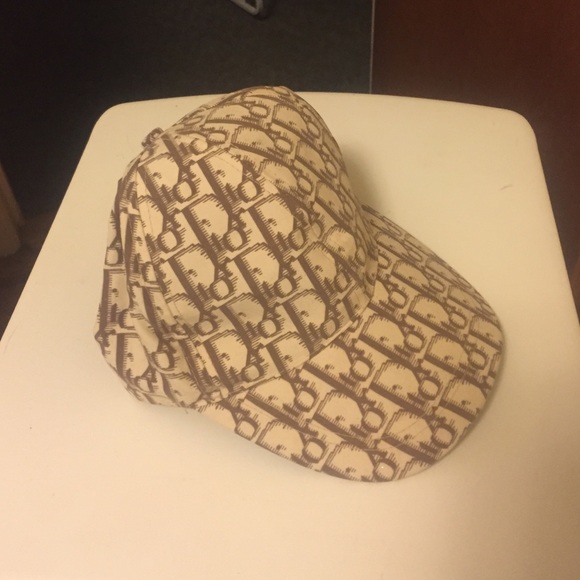 dior monogram cap