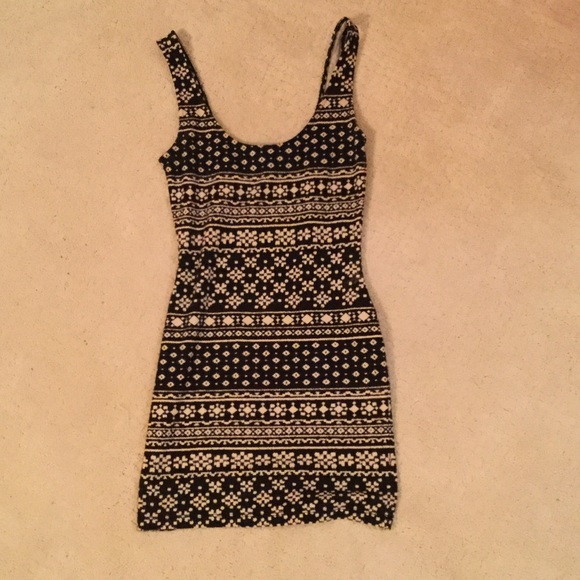 Tribal print forever 21 dress