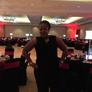 Meet your Posher, Stephani