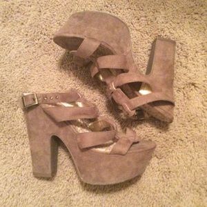 Platform wedges