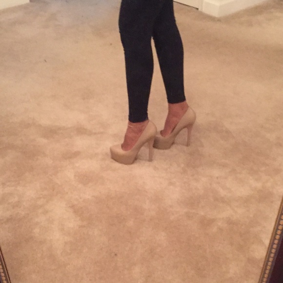 Steve Madden Dejavu pumps (Nude/blush) - Picture 4 of 4