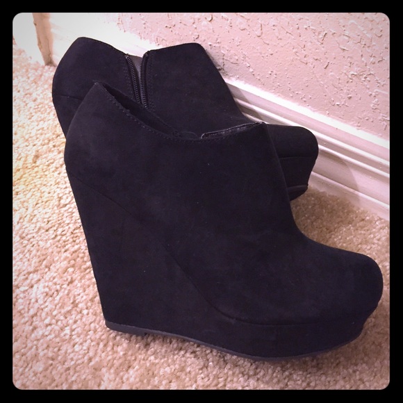 Black suede wedge booties