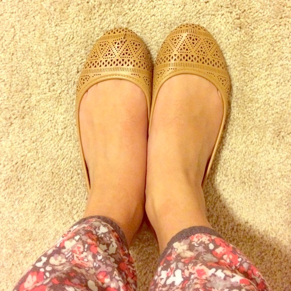 Cute Nude Flats