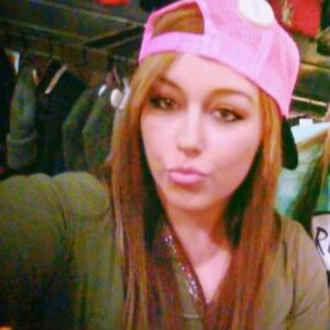 Meet your Posher, Shea