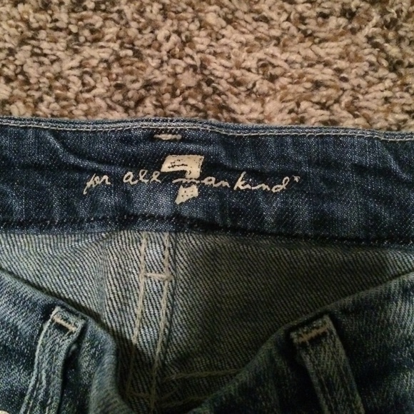 7 For All Mankind Jean Shorts - Picture 3 of 4