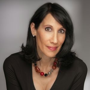 Meet your Posher, Suzanne