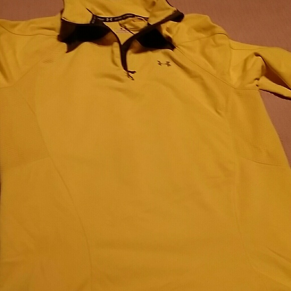 LADIES YELLOW UNDER ARMOUR SHIRT