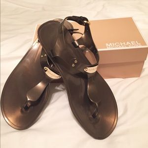 Michael Kors MK Plate Jelly Thong Sandals -Bronze