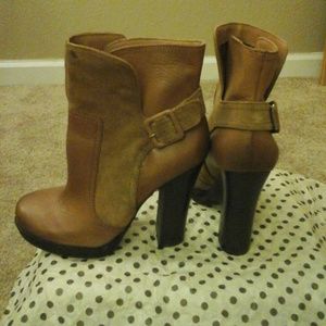 Jessica Simpson boots