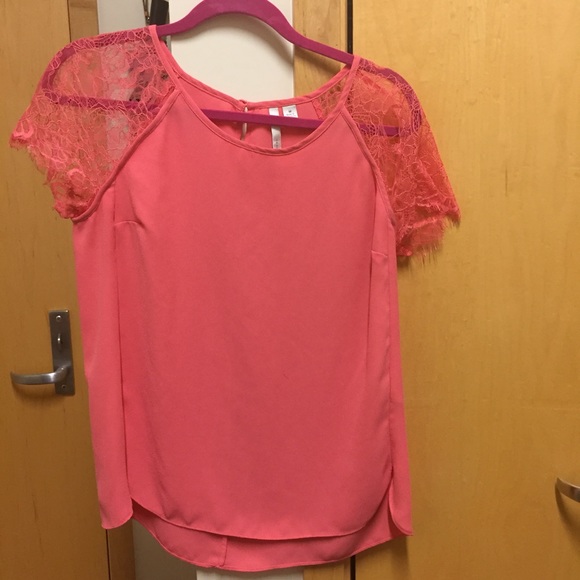 Lauren Conrad blouse